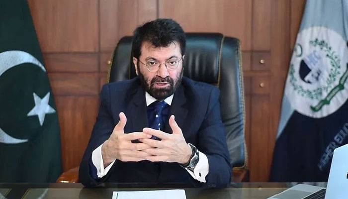 حکومت کو سبکی، طارق بنوری چیئرمین ایچ ای سی کے عہدے پر بحال 