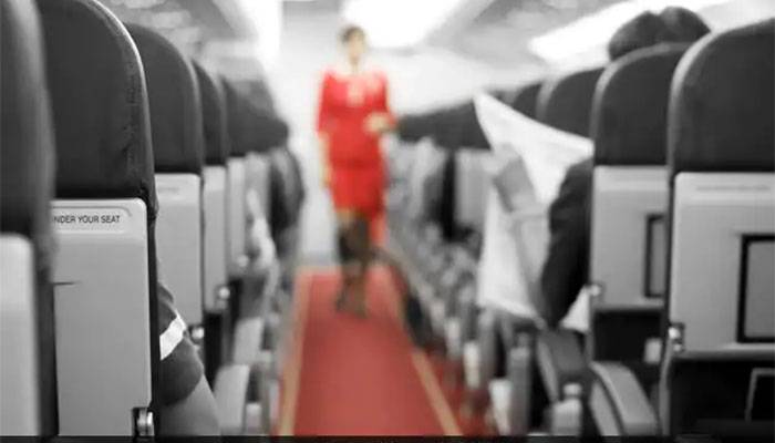 Mask in Flight, US London Flight
