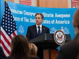 امریکی سفارتی عملے کے خاندانوں کو فوری یوکرائن چھوڑنے کا حکم 