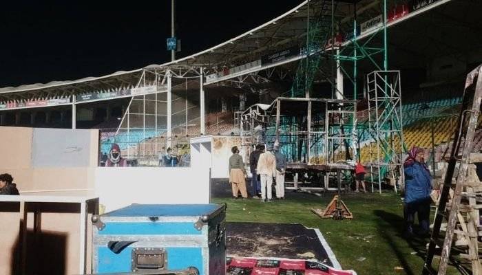 پی ایس ایل کیلئے بنائے گئے عارضی کمنٹری باکس میں آگ لگ گئی