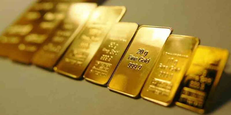  فی تولہ سونے کی قیمت میں 550 روپے کی کمی