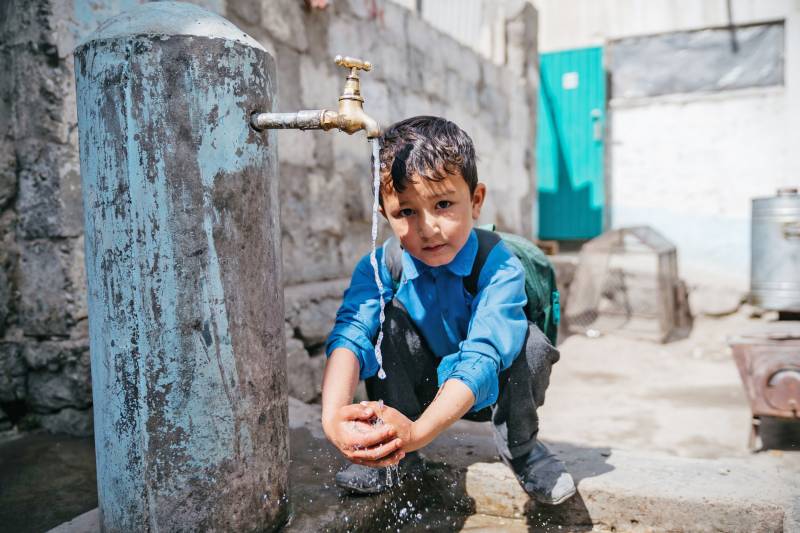 پاکستان میں61 فیصد پانی پینے کے لئے  غیرمحفوظ  قرار