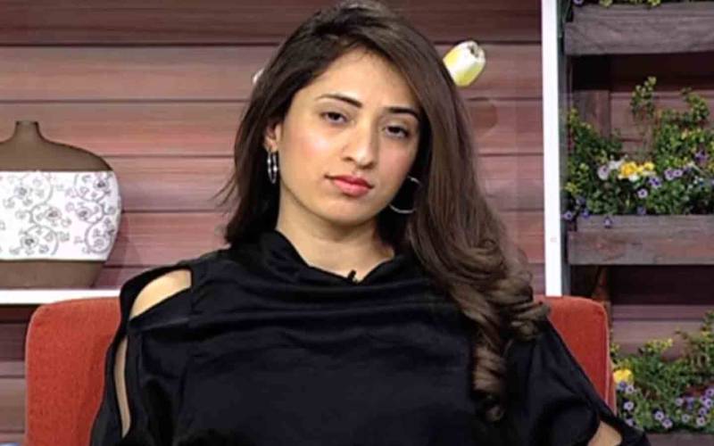  عامر لیاقت کی دانیہ سے چوتھی شادی ہے، کم عمر لڑکیوں کی تلاش میں رہتے ہیں، ہانیہ کا الزام