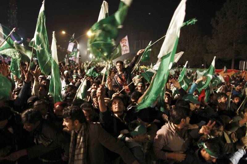 Pakistan PDM,Molana Fazal ur Rehman,Shahbaz Sharif,PMLN,Long March