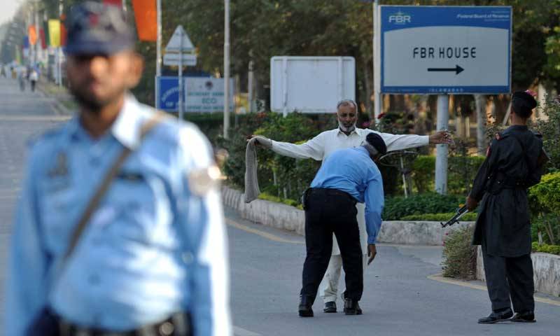 اسلام آباد پولیس کا گرینڈ سرچ آپریشن ، 19 افراد زیر حراست