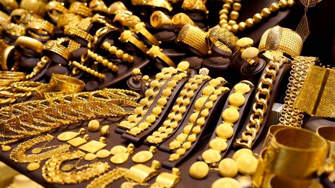 سونے کی فی تولہ قیمت میں 650 روپے اضافہ