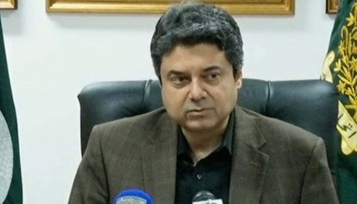 میڈیا کو جعلی خبریں پھیلانے نہیں دیں گے: فروغ نسیم 