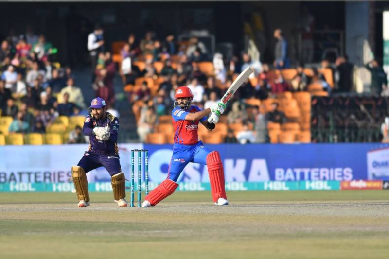 سرفراز نے بابر اعظم کو ہرادیا 