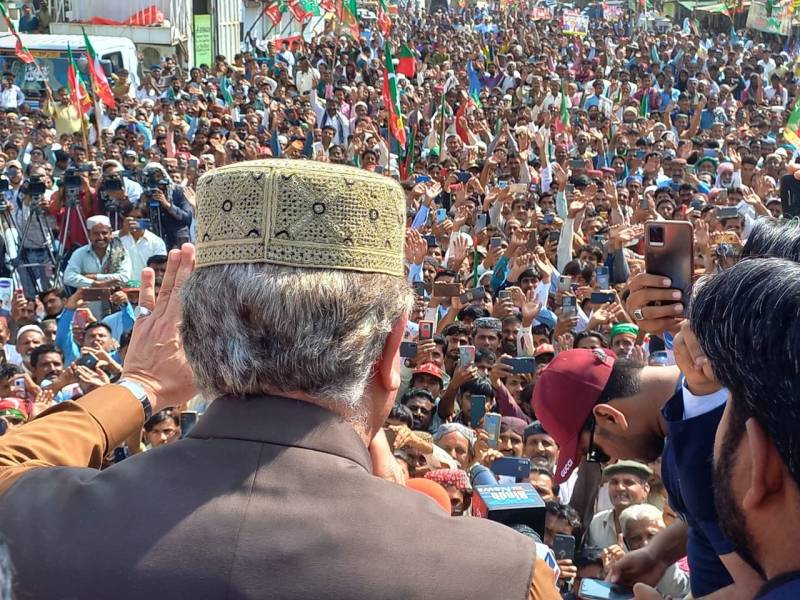 پشاور میں کس نے سازش کی، کس نے اسلحہ دیا، دھماکا کس نے کیا سب جانتا ہوں: شاہ محمود 