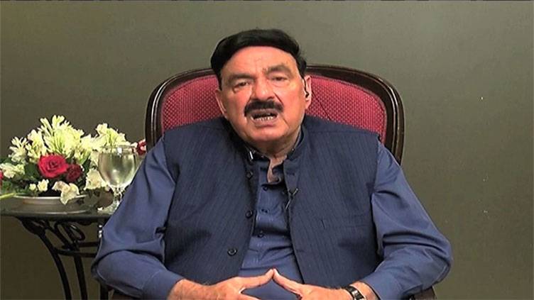پشاور دھماکے میں ملوث تینوں ملزمان کی شناخت ہو گئی: شیخ رشید