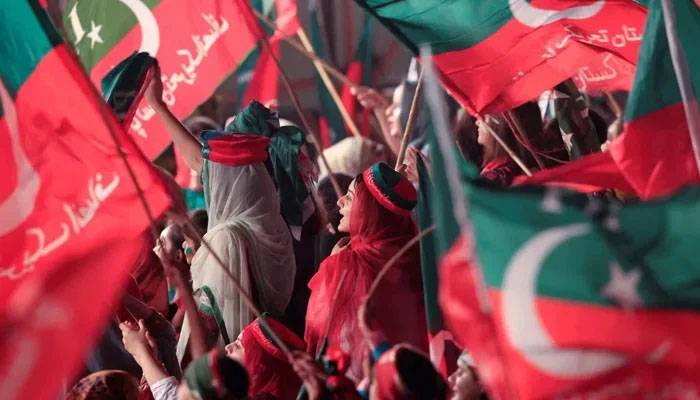 علیم خان کے بعد تحریک انصاف کی ایک اور بڑی وکٹ گر گئی 