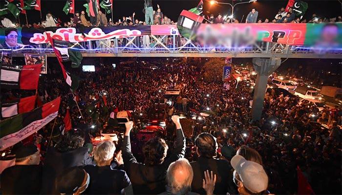  پیپلزپارٹی کا عوامی مارچ  ختم  کرنے کا اعلان 