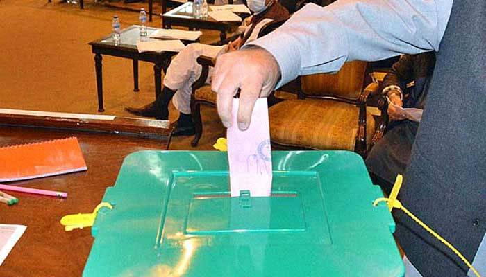 میرا جسم میری مرضی کے بعد تحریک انصاف کے رکن اسمبلی نے میرا ووٹ میری مرضی کا نعرہ بلند کر دیا 