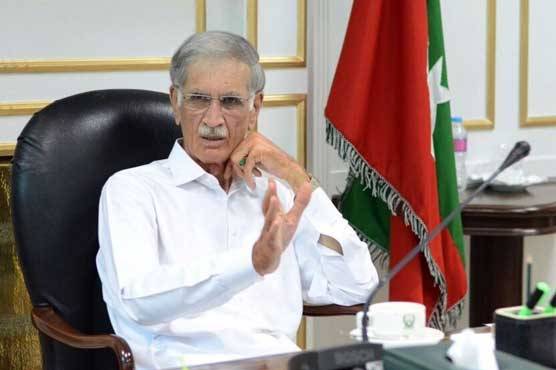 فوج سے تعلقات ٹھیک ہیں، وزیر دفاع ہوں اور ان سے رابطے میں ہوں: پرویز خٹک