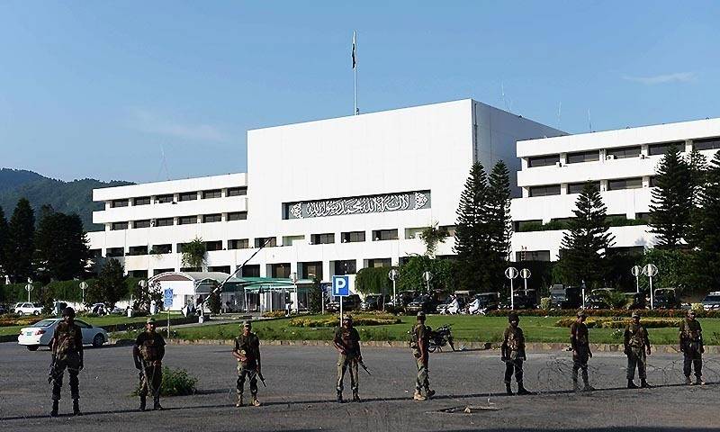 پارلیمنٹ حملہ کیس:عارف علوی سمیت تمام پی ٹی آئی رہنما بری