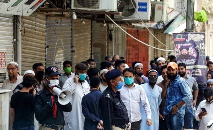 ملک بھر میں کورونا وائرس کے باعث عائد پابندیوں کے خاتمے کا نوٹیفکیشن جاری