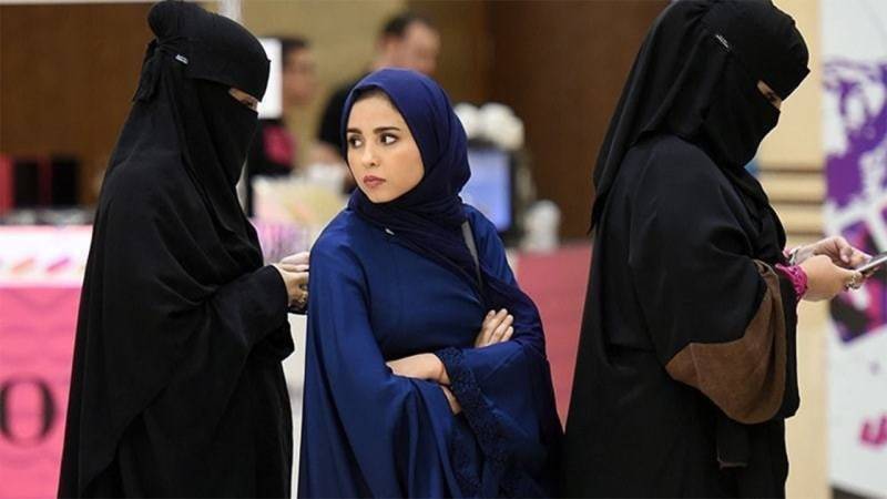 پاکستانی عمرہ زائرین کیلئے بڑی خوشخبریاں ،خواتین کیلئے عائد تمام پابندیاں ختم 