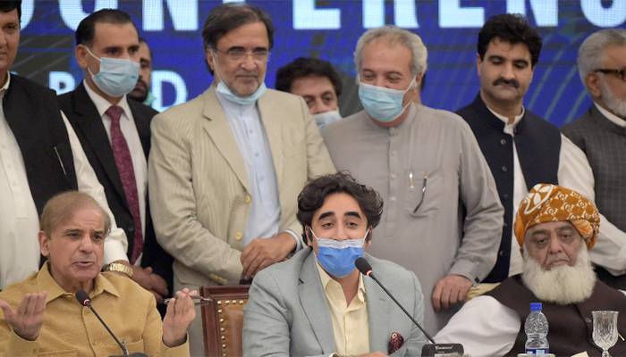 سپریم کورٹ کے فیصلے سے قبل ہی متحدہ اپوزیشن کی بڑی بیٹھک کی اندرونی کہانی سامنے آگئی 