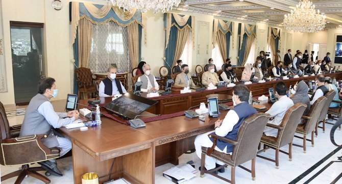 کابینہ ڈویژن نے عمران خان اور کابینہ کو ڈی نوٹیفائی کردیا 