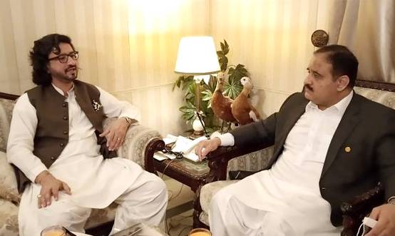 سابق وزیراعلیٰ پنجاب کی ڈپٹی سپیکر دوست مزاری سے ملاقات