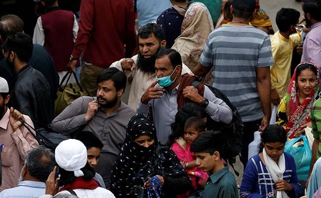  کورونا کے مثبت کیسز سامنے آنے کا سلسلہ تاحال جاری، اموات تھم گئیں