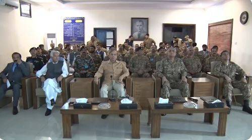 وزیر اعظم شہبازشریف کا دورہ شمالی وزیرستان ، لیفٹیننٹ جنرل فیض حمید نے بریفنگ دی 