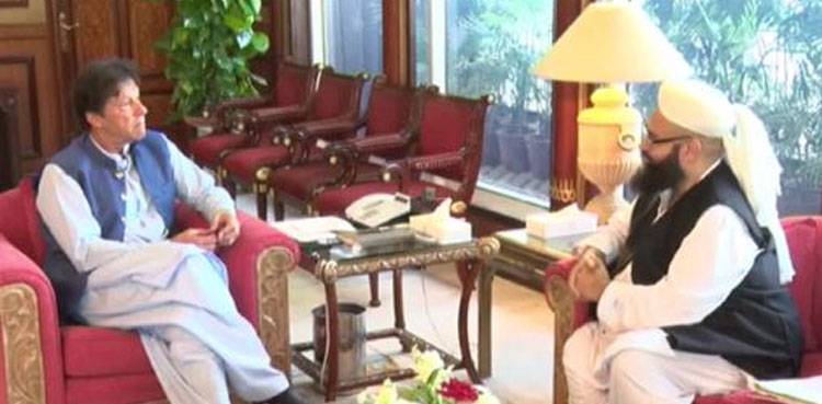 خان صاحب دھرنے کی سیاست چھوڑیں ، تحائف کے پیسے خزانے میں جمع کرائیں: عمران خان کے معاون خصوصی کا مشورہ 