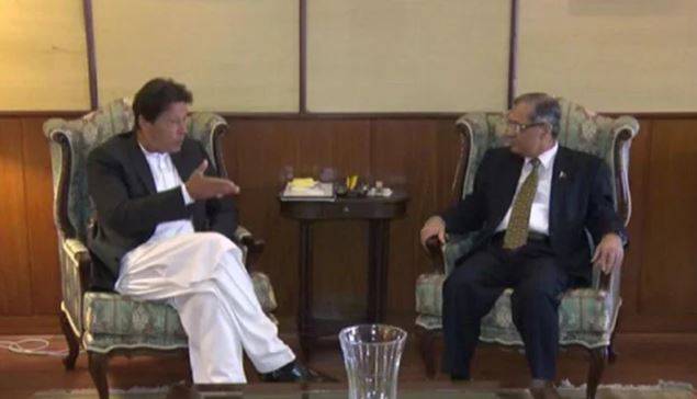 حمزہ شہباز کو حلف اٹھانے سے قانونی طور پر کیسے روکیں؟ عمران خان سے ثاقب نثار کی ملاقات ، اہم مشورے 