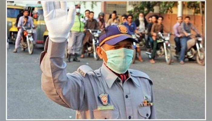 ٹریفک قوانین کی خلاف ورزی پر شہباز شریف کا چلان