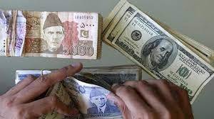 ڈالر ملکی تاریخ کی بلند ترین سطح پر پہنچ گیا
