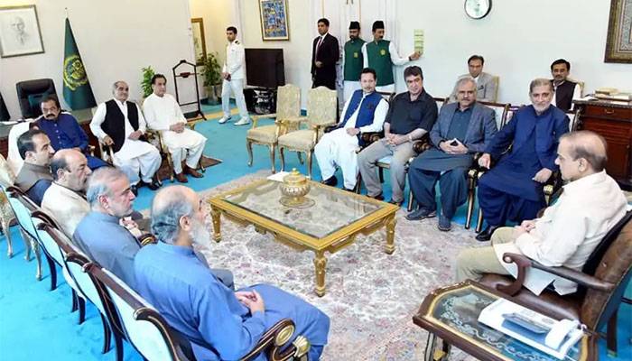 ایک اور اہم سرکاری شخصیت مستعفی ہو گئی 
