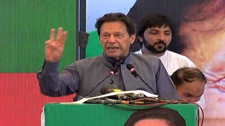 فوج نیوٹرل رہے : عمران خان خیبر پختونخوا سے لانگ مارچ کی قیادت کریں گے