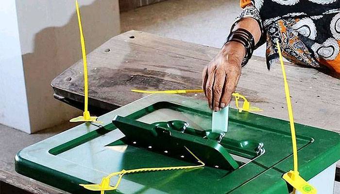 انتخابات کے حوالے سے اعلیٰ عدلیہ کا بڑا فیصلہ بھی آگیا 