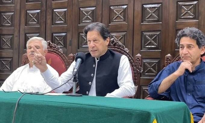 کوئی ڈیل نہیں ہوئی، اسلام آباد میں بیٹھ جاتا تو خون خرابہ ہوتا: عمران خان