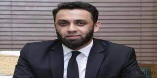 حماد اظہر نے پولیس کو دیکھا تو والدہ کو سامنے کردیا، عطااللہ تارڑ