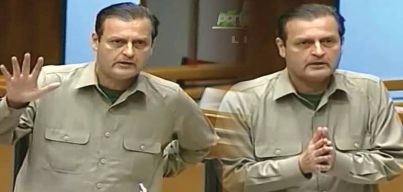 علامہ اقبال کے پوتے کا انوکھا احتجاج، ویڈیو وائرل