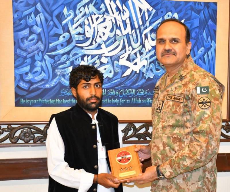 پاک فوج کا بہادر ٹینکر ڈرائیور کیلئے انعام