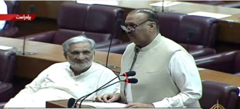 قومی اسمبلی میں بجٹ پر بحث کا آغاز، صحت اور تعلیم کیلئے بجٹ میں کچھ نہیں : اپوزیشن لیڈر راجہ ریاض 