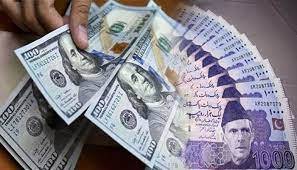 امریکی ڈالر روپے کے مقابلے نئی تاریخی بلند ترین سطح پر پہنچ گیا