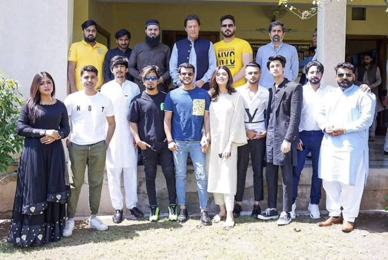 حکومت کیخلاف تحریک میں میرا ساتھ دیں: عمران خان کی ٹاک ٹاکرز سے گفتگو 