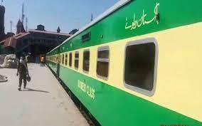 ریلوے کرایوں میں بھی اضافہ 