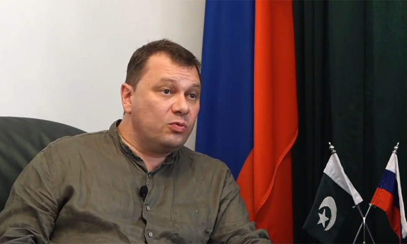 توانائی کے شعبے میں پاکستان کی مدد کرسکتے ہیں، سستے تیل کی خریداری معاہدے کا علم نہیں: روسی قونصل جنرل 