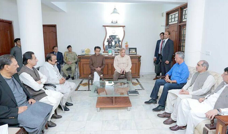 پیپلز پارٹی سے کیے معاہدے کے کئی امور حل طلب ہیں : ایم کیو ایم ، وزیر اعظم ملاقات 