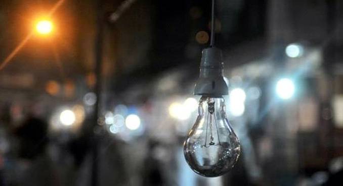  گرمی کی شدت بڑھتے ہی لوڈشیڈنگ میں بھی اضافہ ہو گیا