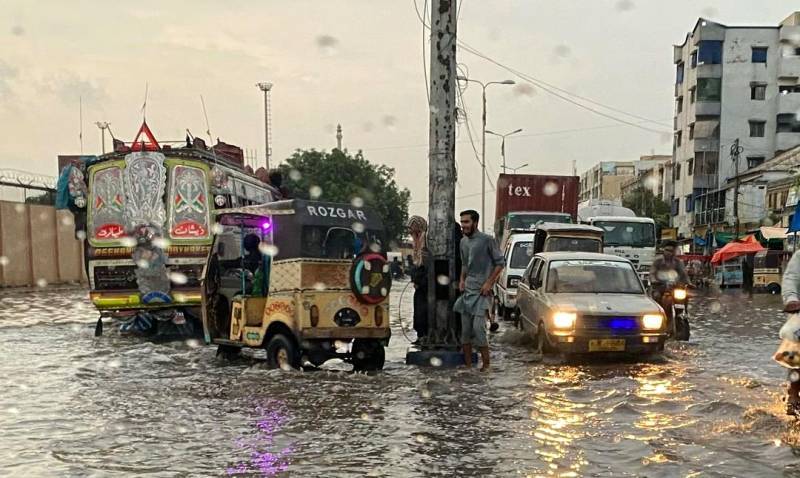 کراچی میں آج بھی بارش کا امکان