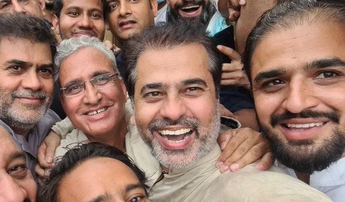 لاہور ہائیکورٹ کا عمران ریاض کو ضمانت پر رہا کرنے کا حکم 