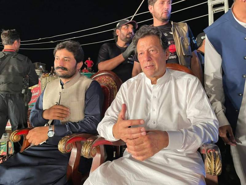 آرٹیکل 6 لگا تو عدالت کے سامنے وہ راز کھولوں گا جو ابھی قوم کو نہیں بتائے: عمران خان