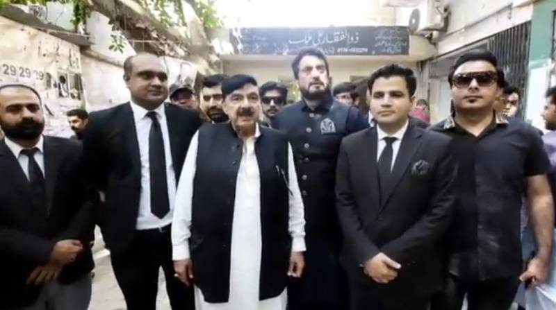 شیخ رشید نے ڈی جی اینٹی کرپشن پنجاب کی تعیناتی چیلنج کر دی