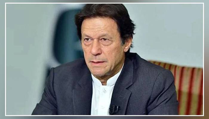 عمران خان نے پارٹی کی سینئر قیادت کو بنی گالہ طلب کر لیا