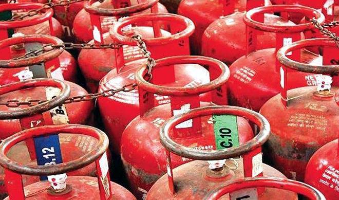 ایل پی جی 24 گھنٹوں بعد مزید 10 روپے مہنگی